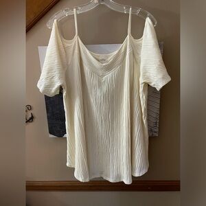Kaleigh top size XXL